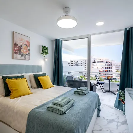 Costa Serena 420 شقة